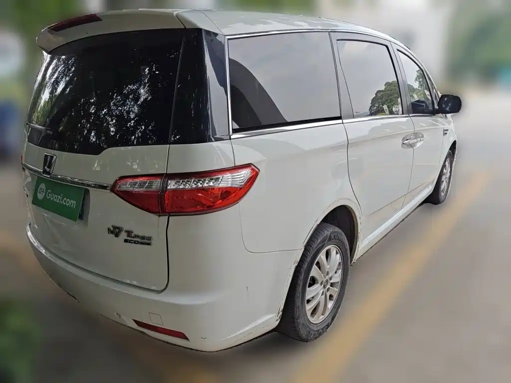 Luxgen Big 7 MPV 2017