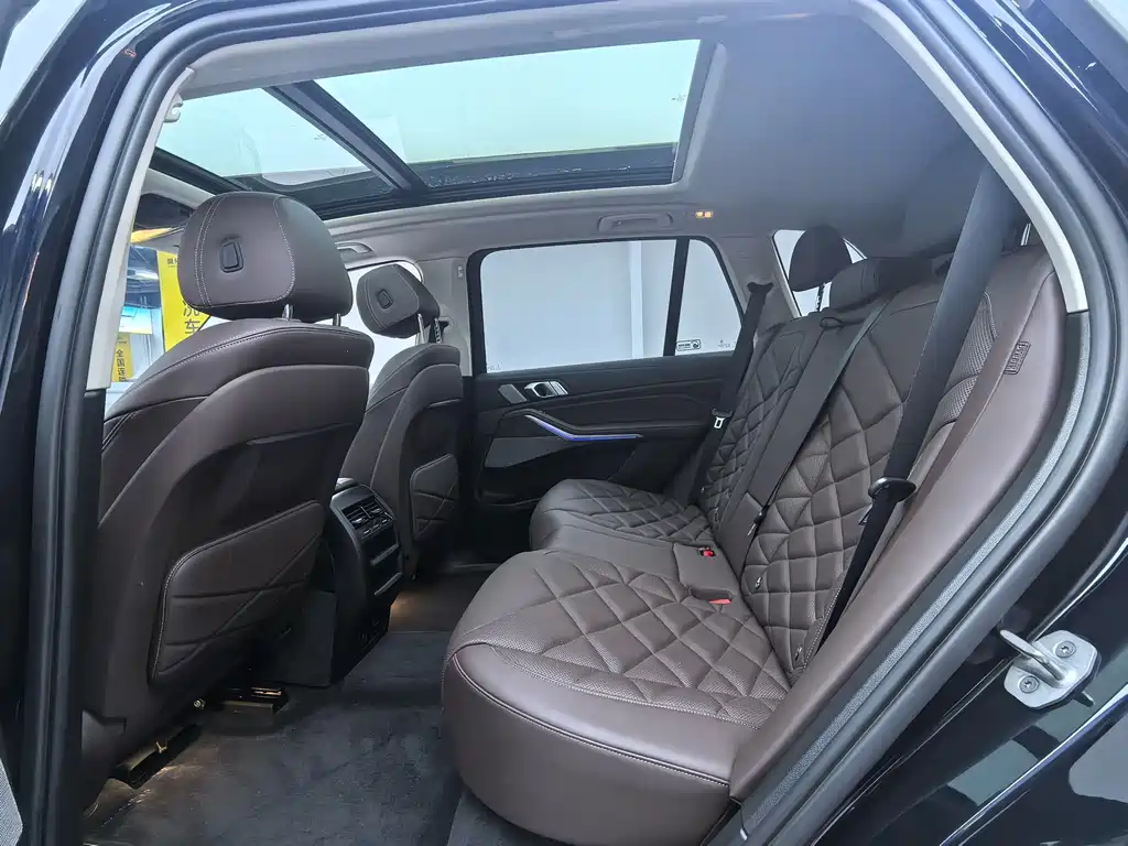 BMW X5 2023