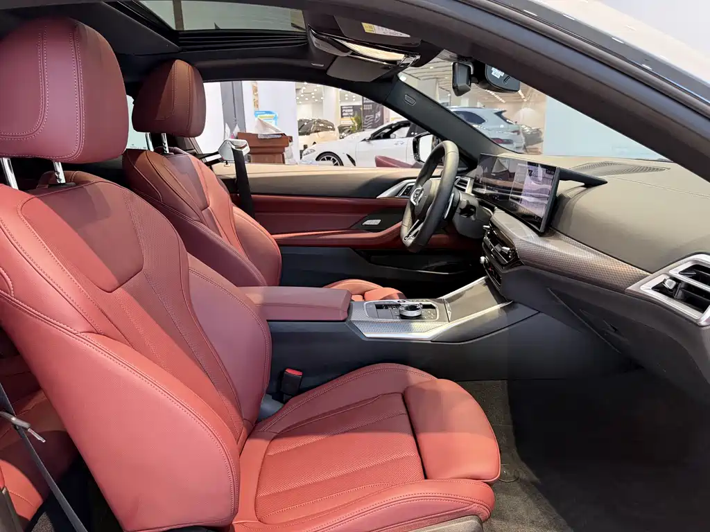 BMW 4 Series 2025 — фото 13