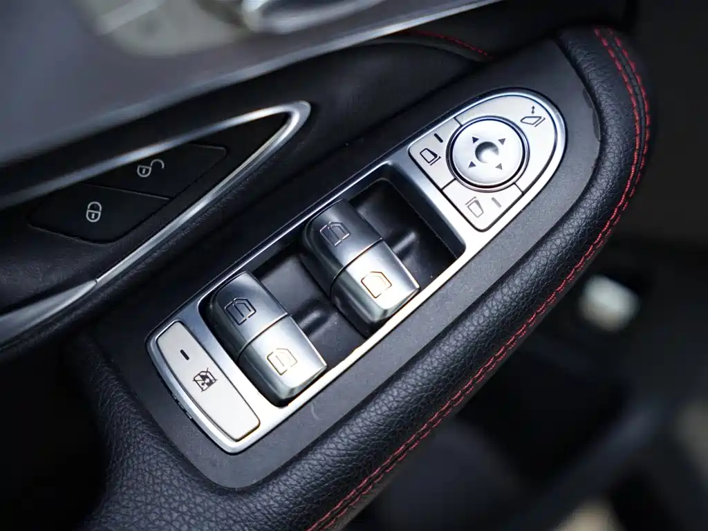 Mercedes-Benz C-Class AMG 2019 — фото 28