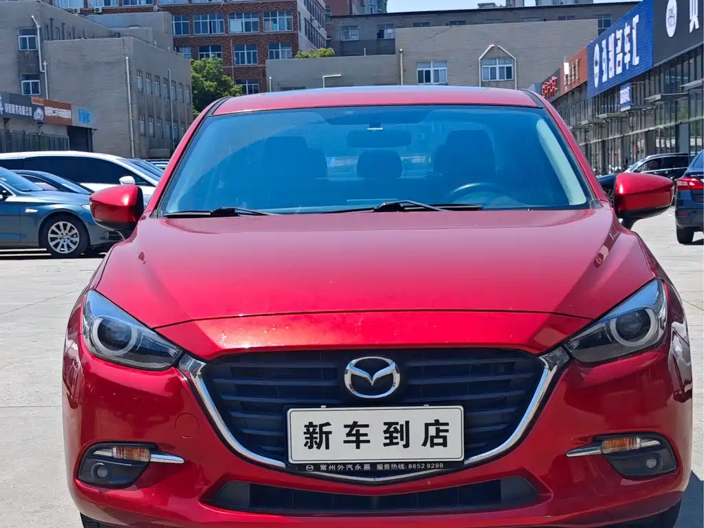 Mazda 3 Axela 2018 — фото 2