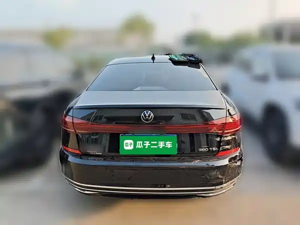 Volkswagen Passat 2025