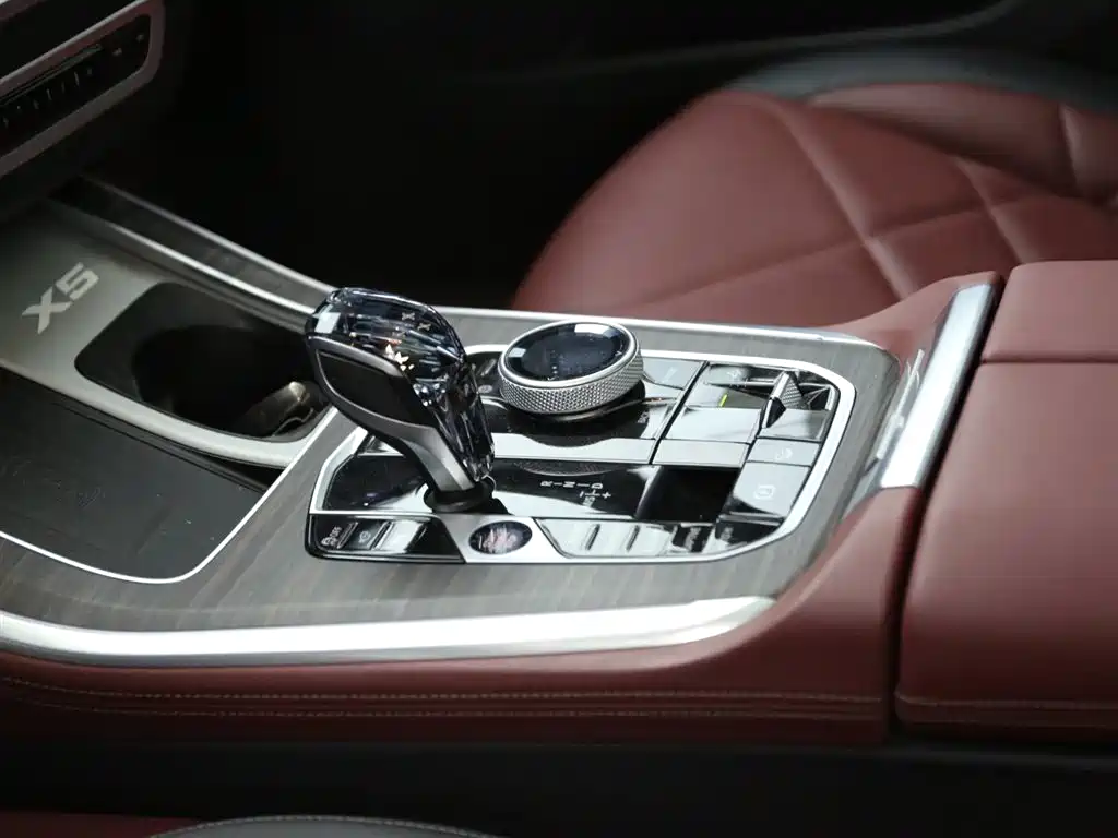 BMW X5 2023 — фото 11