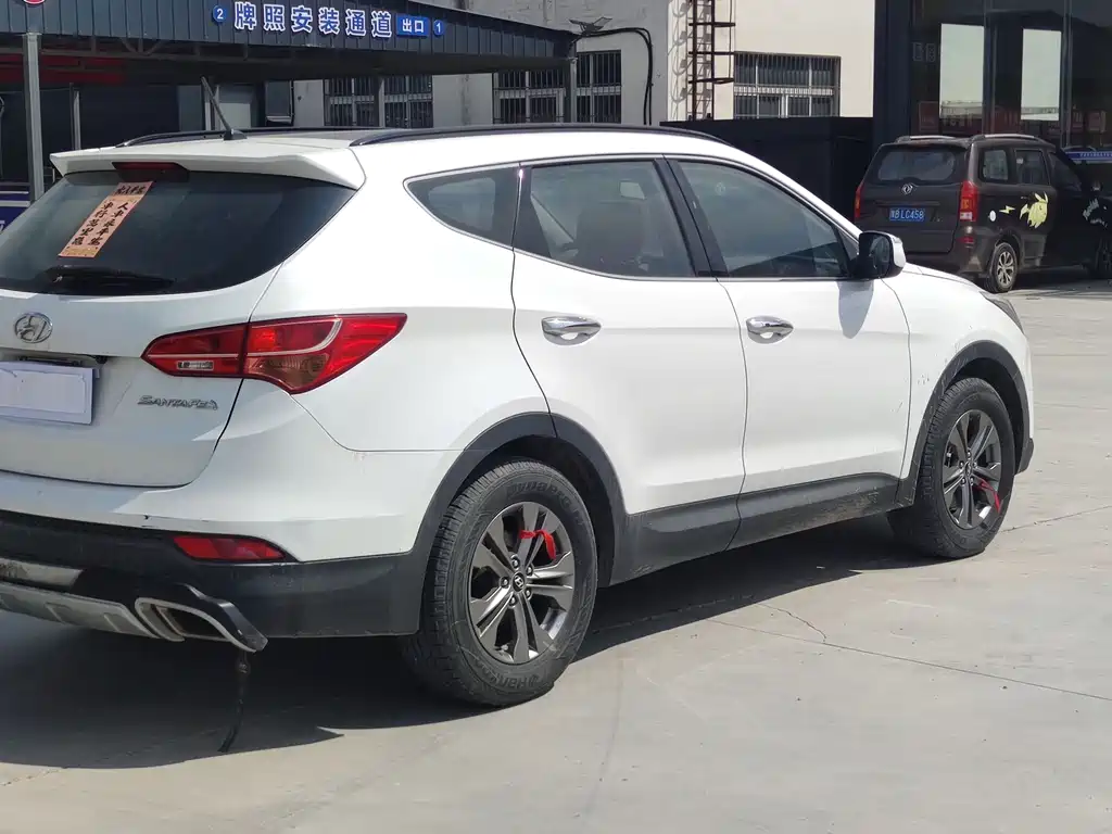 Hyundai Santa Fe 2013 — фото 14