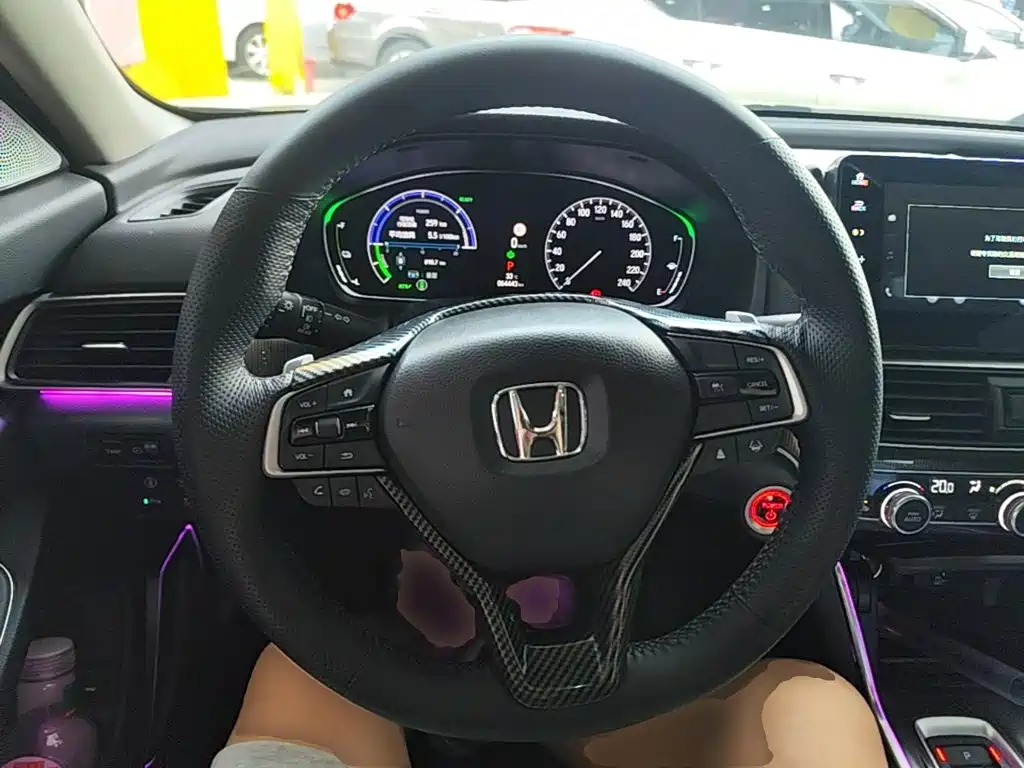 Honda Accord 2023 — фото 11