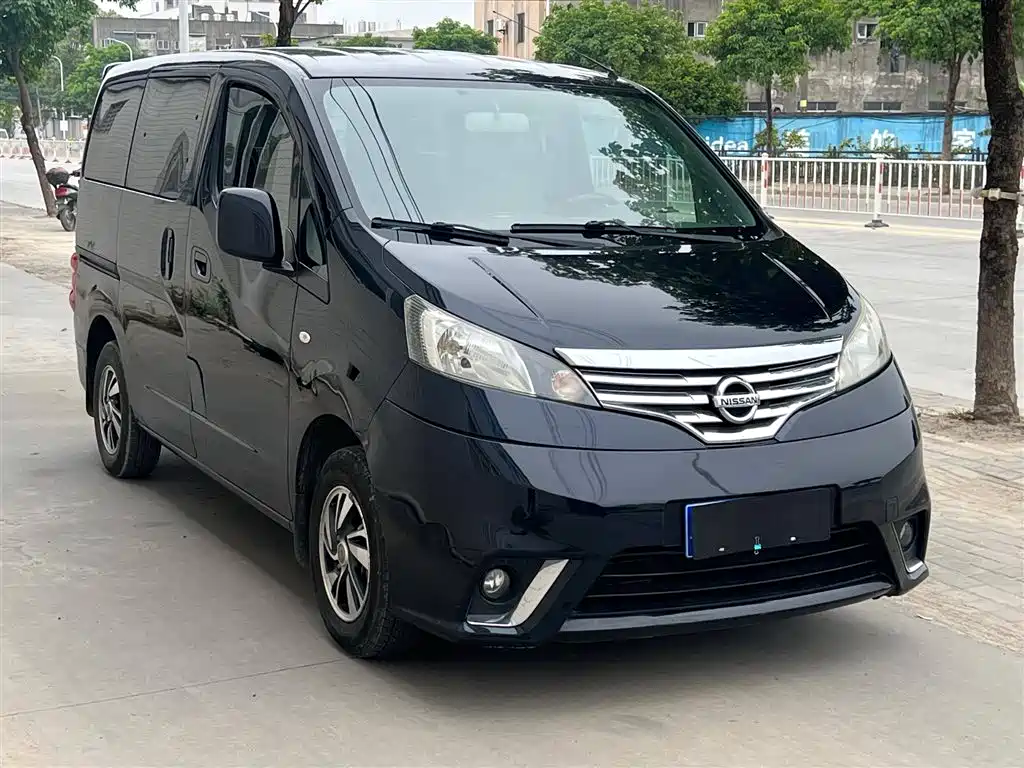 Nissan NV200 2018 — фото 3