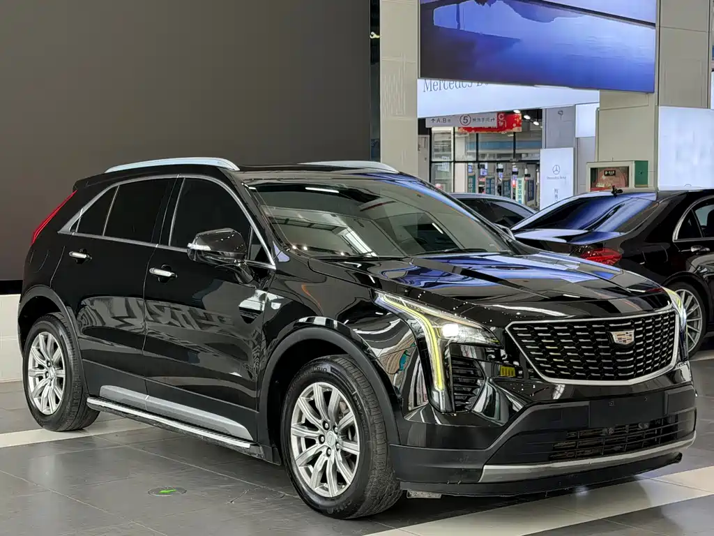 Cadillac XT4 2020 — фото 3