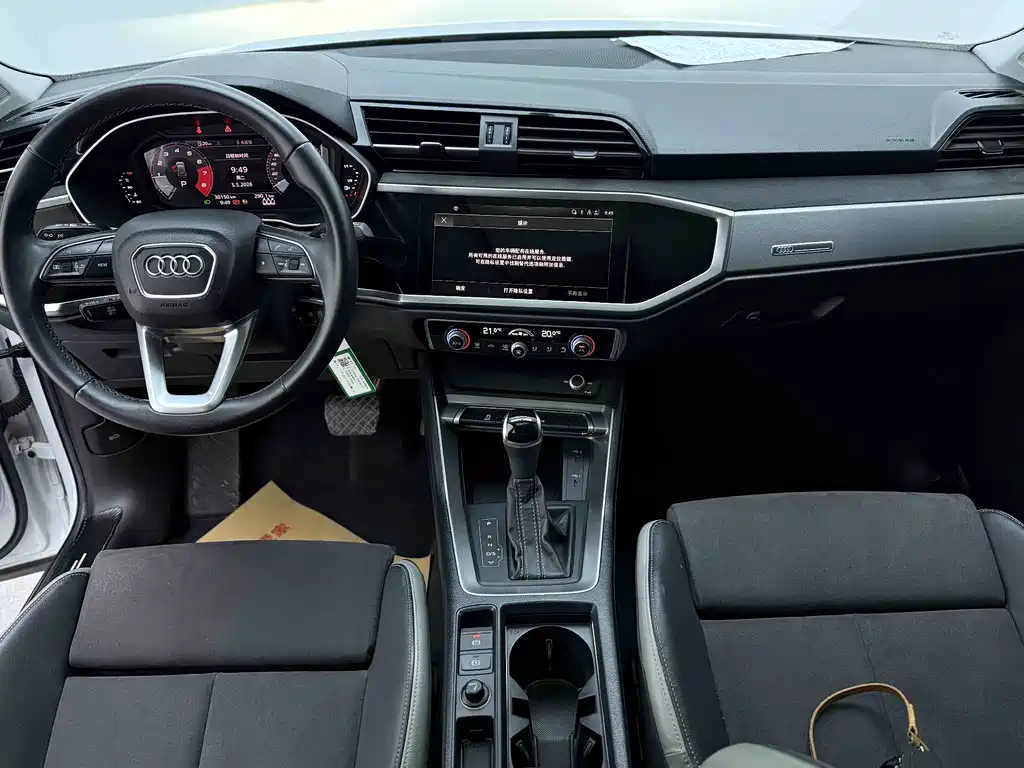 Audi Q3 2022 — фото 17