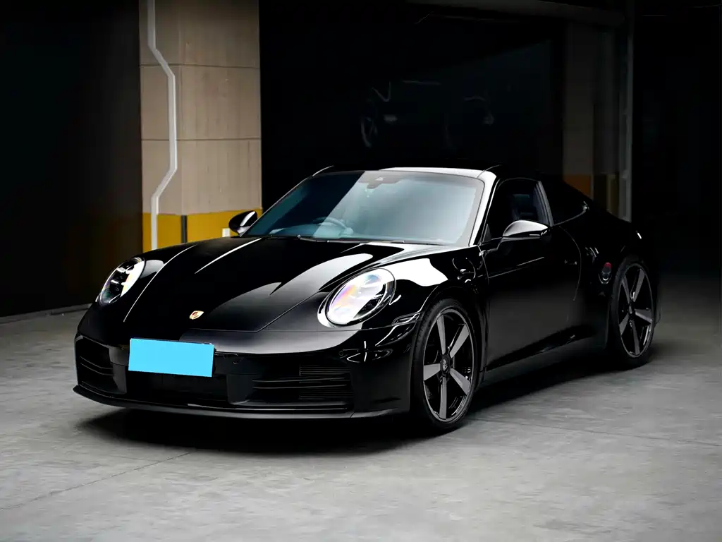 Porsche 911 2025