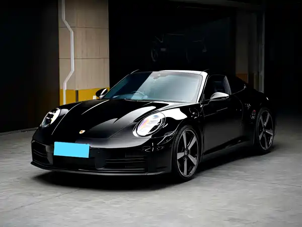 Porsche 911 2025