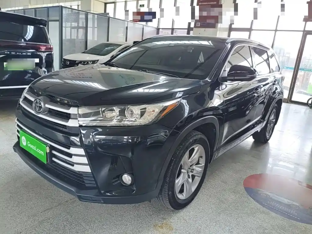 Toyota Highlander 2021 — фото 2