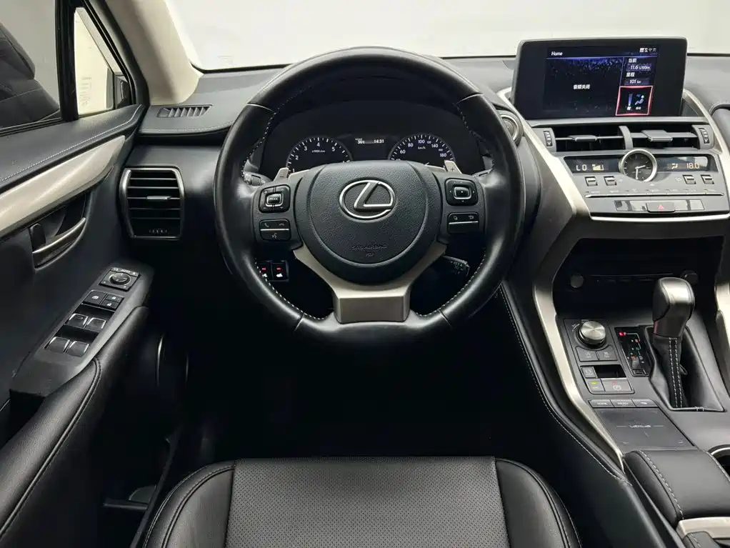 Lexus NX 2021 — фото 19