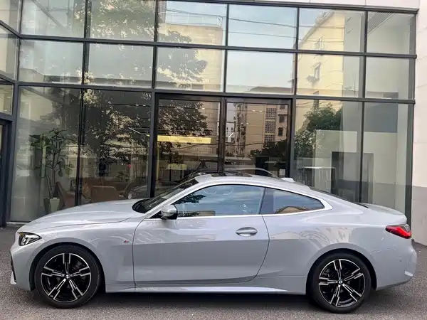 BMW 4 Series 2025