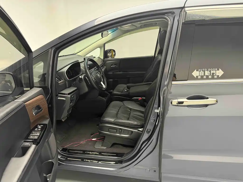 Honda Odyssey 2022 — фото 13