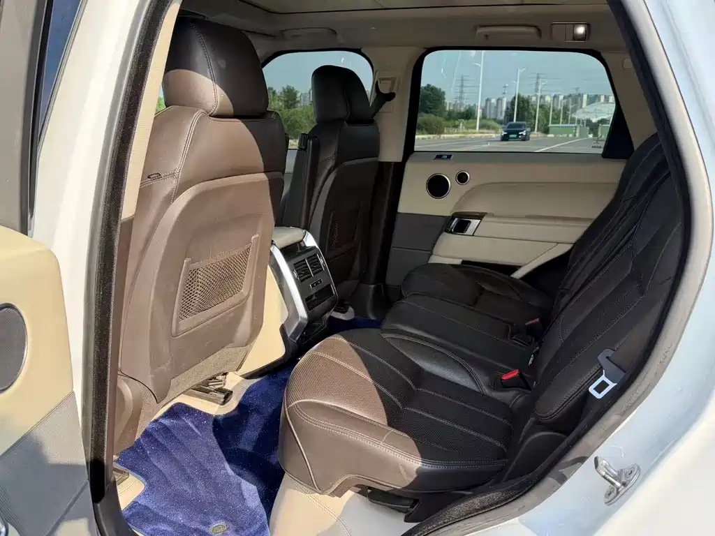 Land Rover Sport 2015