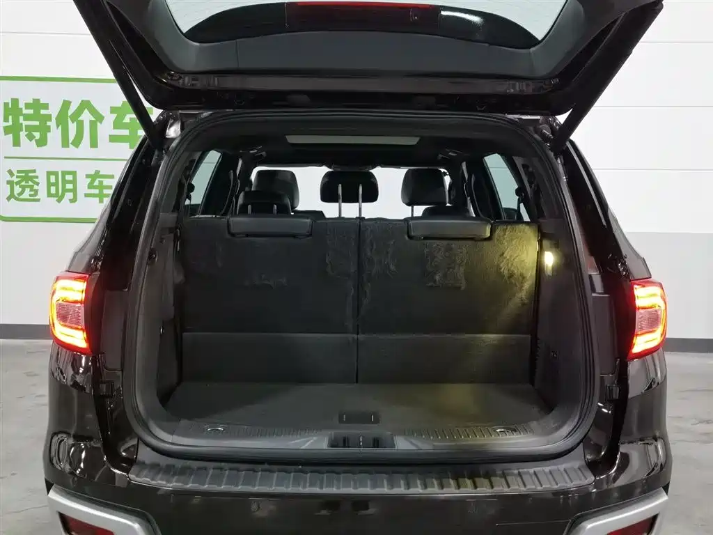 Ford Everest 2015 — фото 16