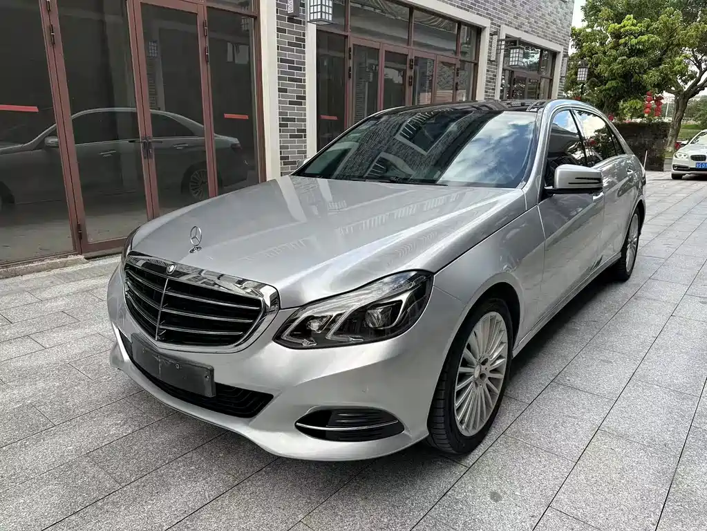 Mercedes-Benz E-Class 2014 — фото 1