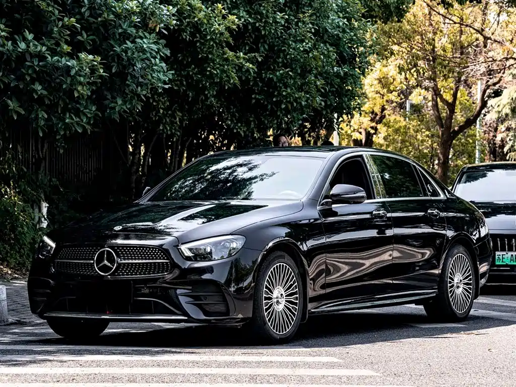 Mercedes-Benz E-Class 2021 — фото 1
