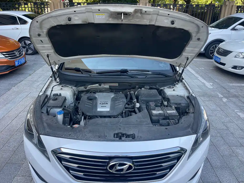 Hyundai Sonata 2016 — фото 14