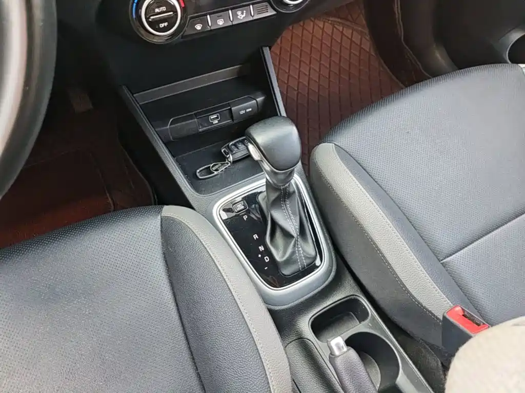 Kia KX1 2020 — фото 14
