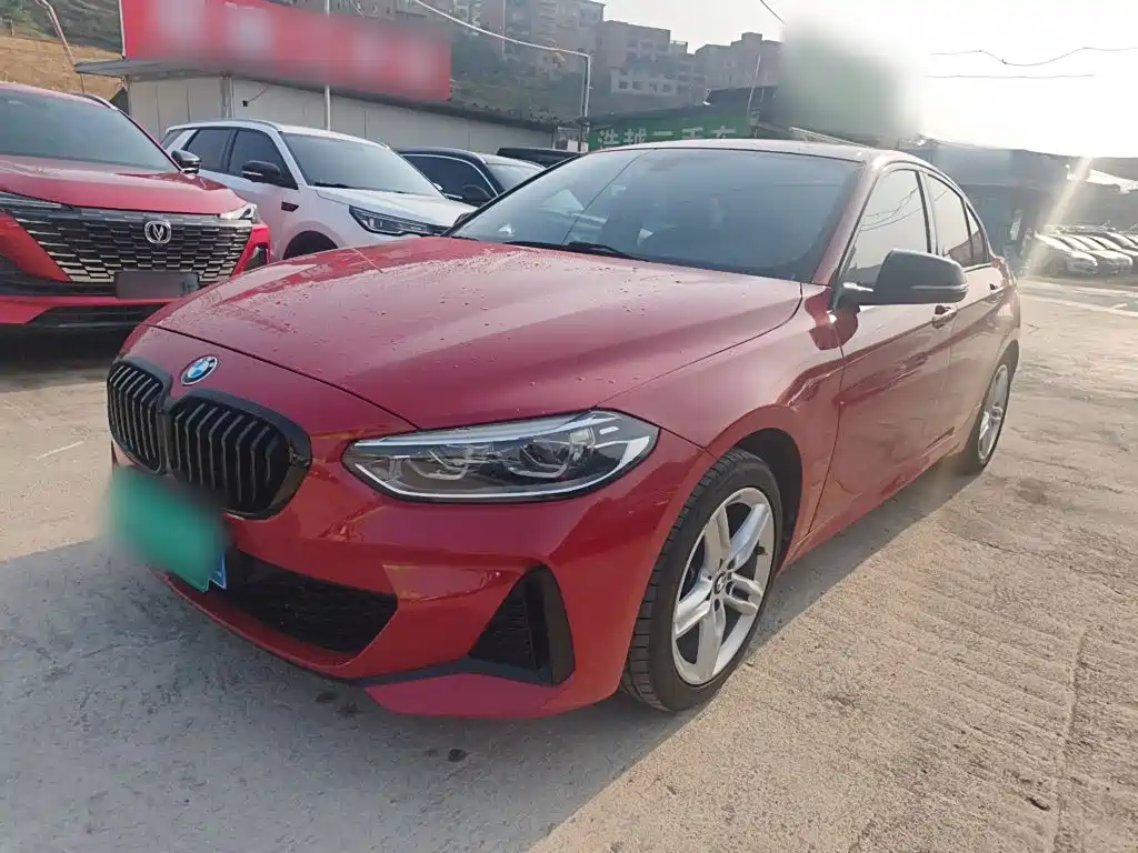BMW 1 Series 2021 — фото 1