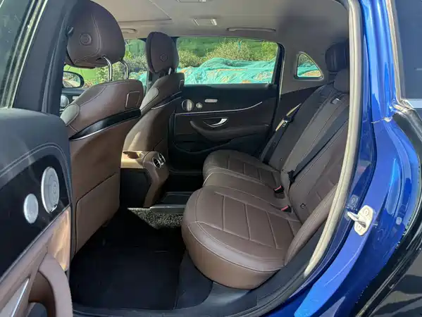 Mercedes-Benz E-Class 2016