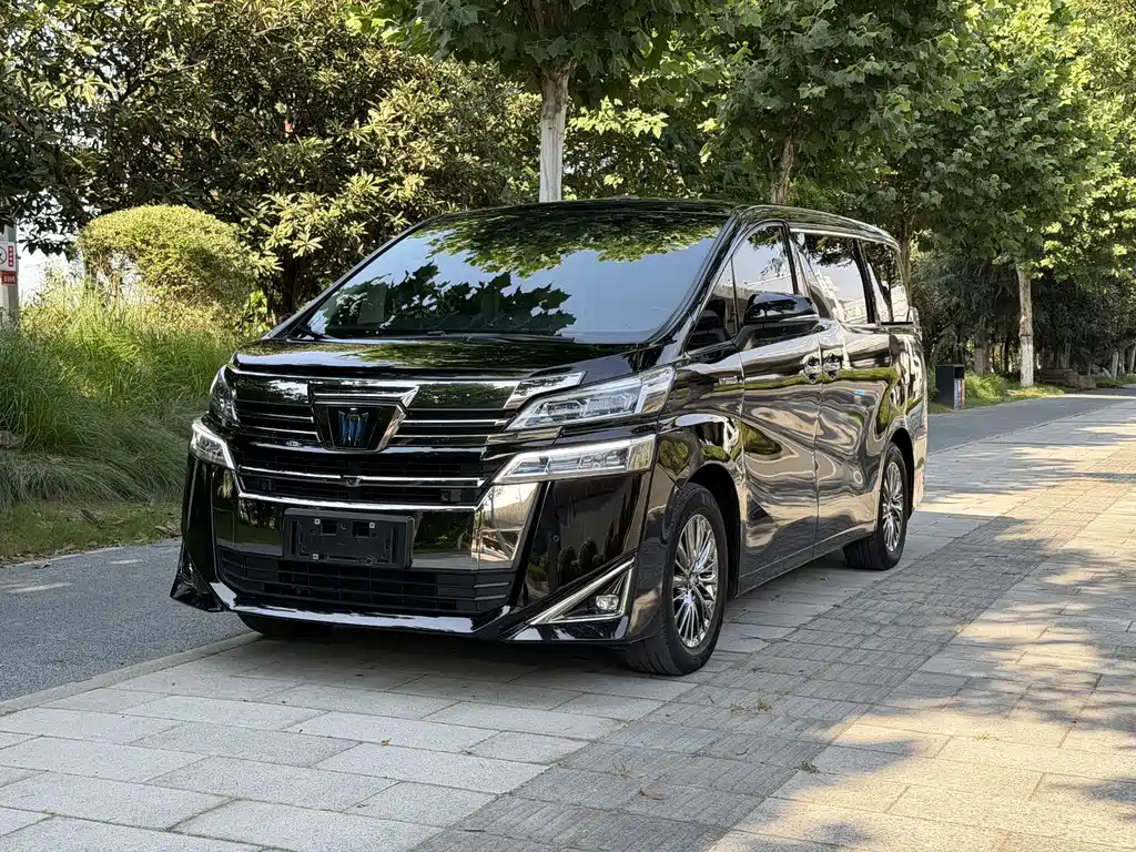 Toyota Vellfire 2022