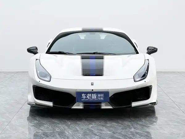Ferrari 488 2015