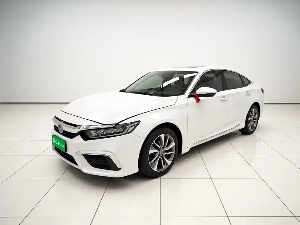 Honda Inspire 2021 — фото 1