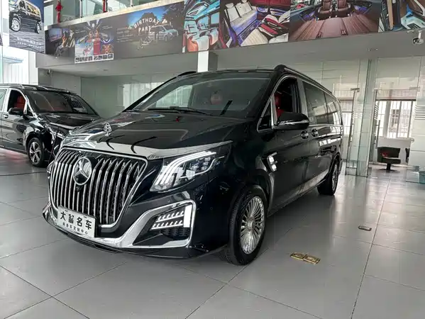 Mercedes-Benz Vito 2023