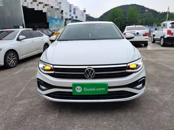 Volkswagen Bora 2023