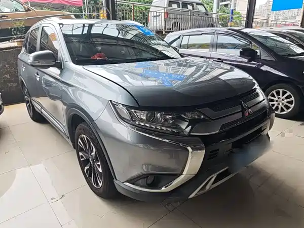 Mitsubishi Outlander 2019