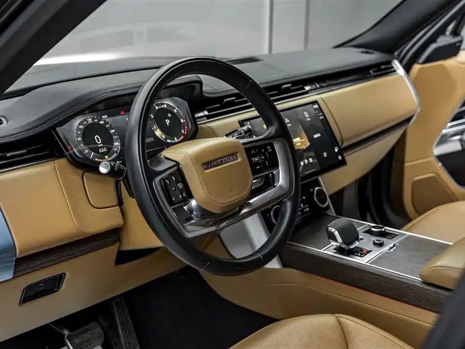 Land Rover Range Rover 2022 — фото 25