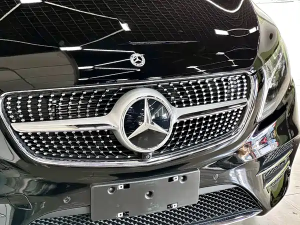 Mercedes-Benz V-Class 2022