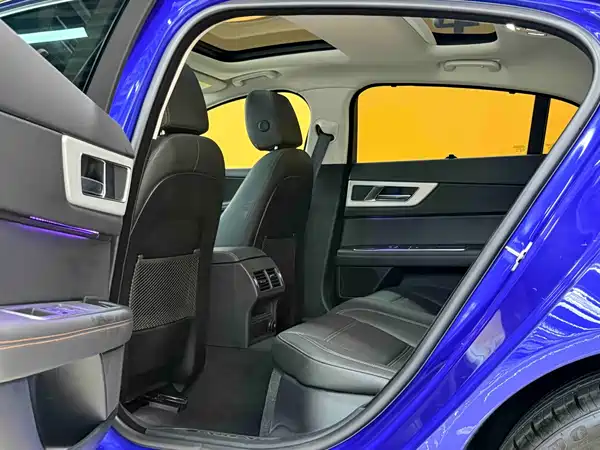 Jaguar XEL 2019