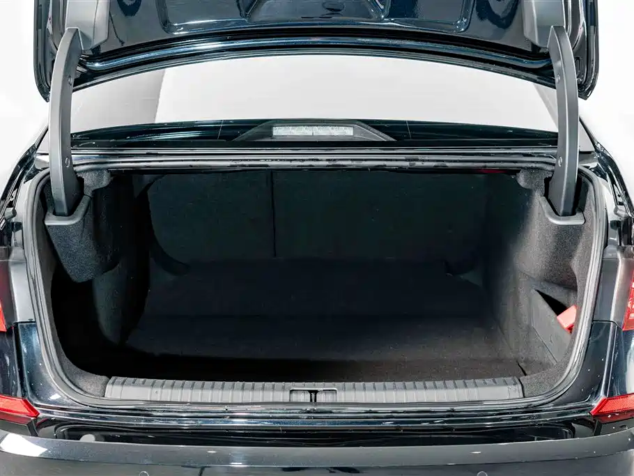 Volkswagen Passat 2023 — фото 22