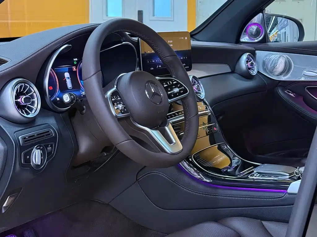 Mercedes-Benz GLC 2020