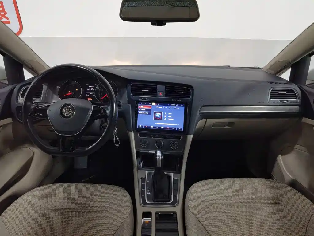 Volkswagen Golf 2016