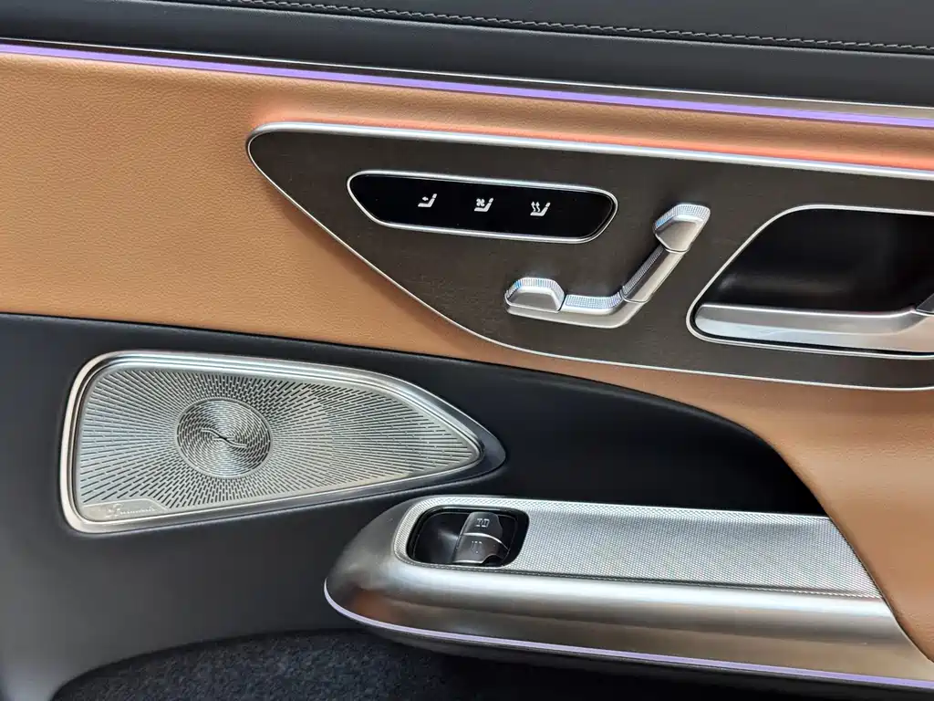 Mercedes-Benz E-Class 2026 — фото 12