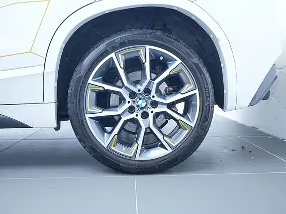 BMW X2 2023 — фото 18