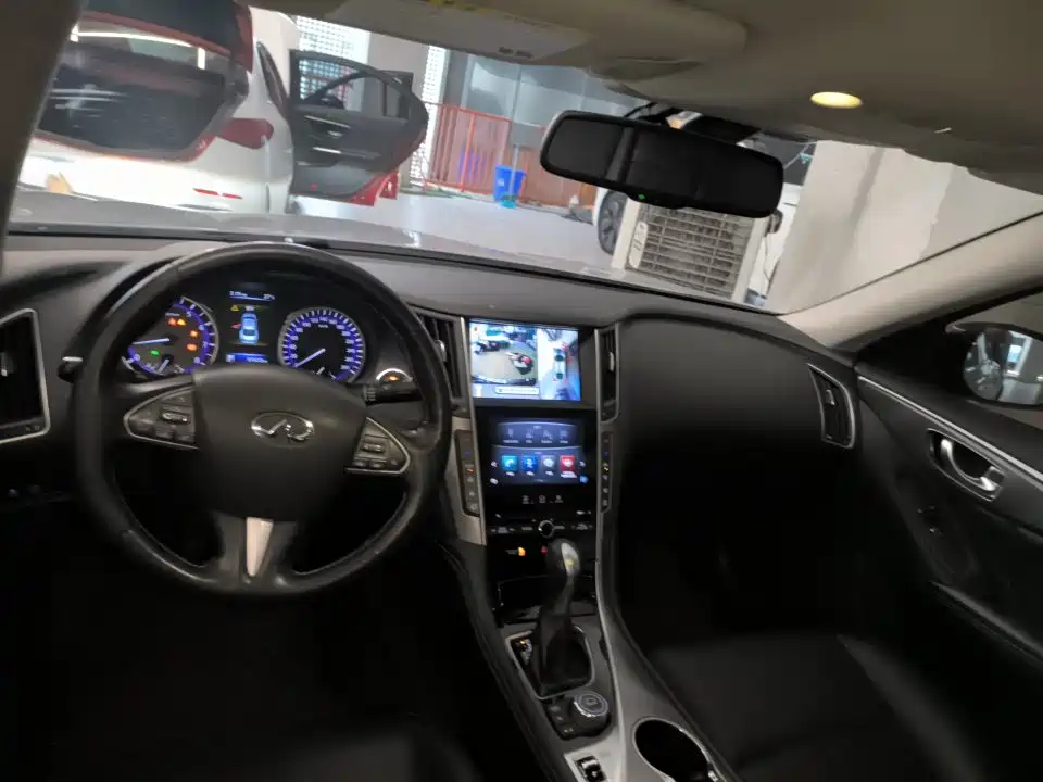 Infiniti Q50L 2016