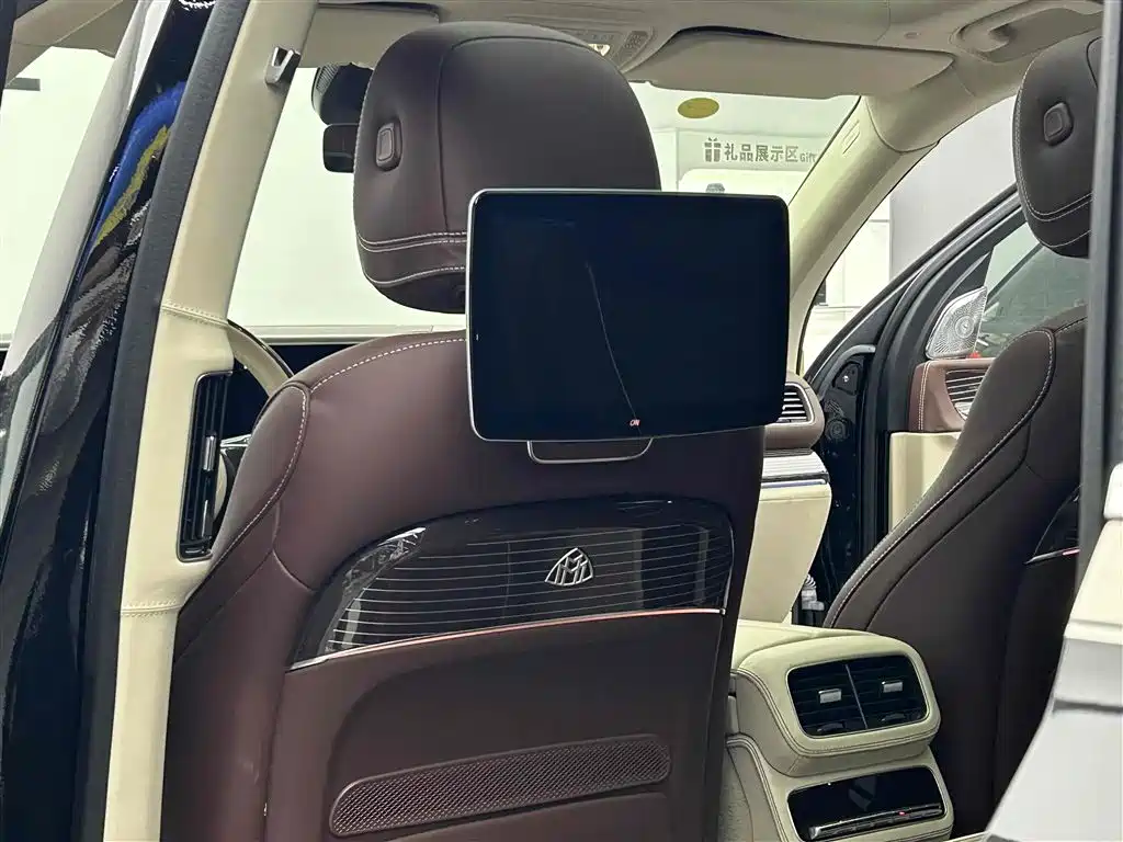 Mercedes-Benz GLS 2024 — фото 20