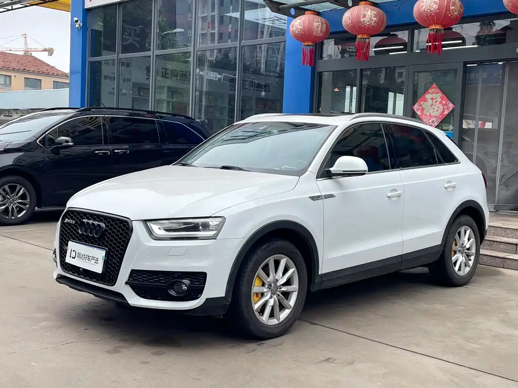 Audi Q3 2015