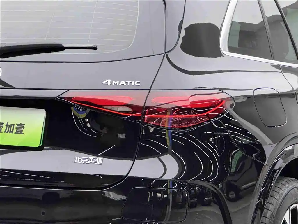 Mercedes-Benz GLC EV 2025 — фото 19