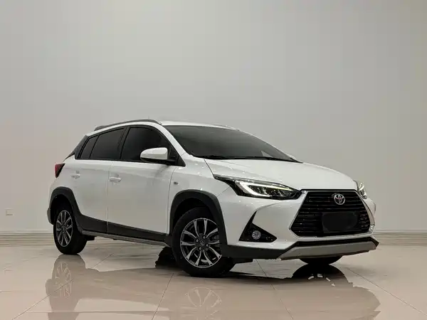 Toyota Yaris L 2022