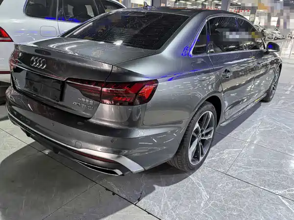Audi A4L 2022