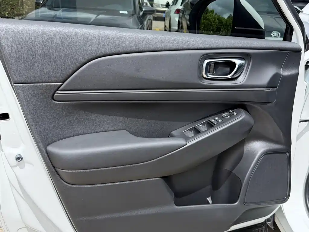 Honda Vezel 2023 — фото 16