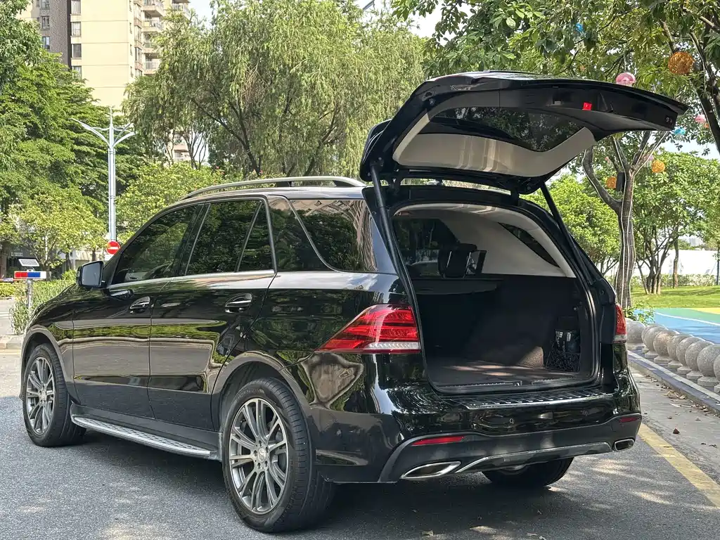 Mercedes-Benz GLE 2018 — фото 3