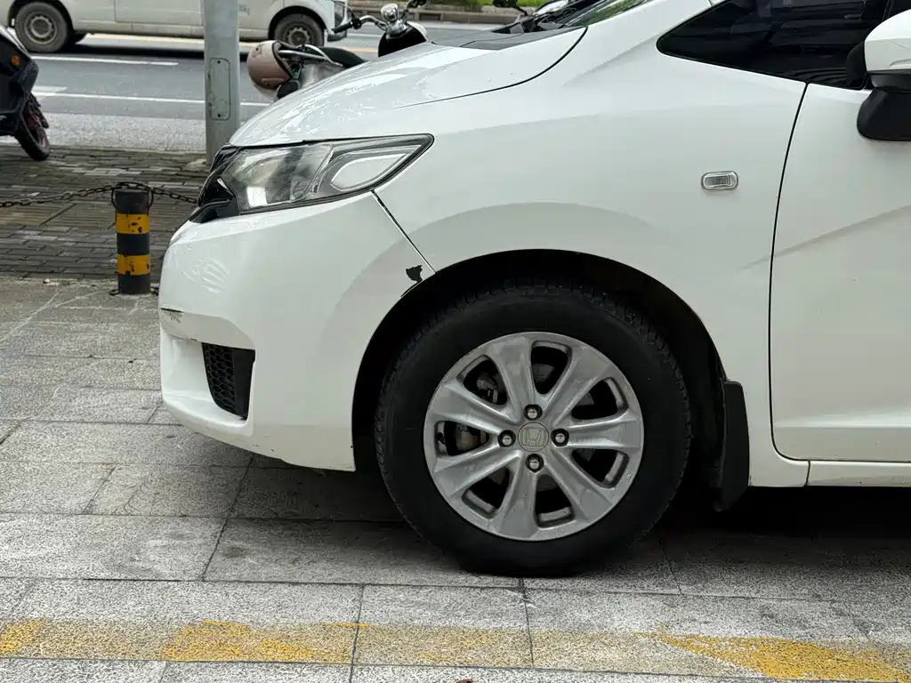 Honda Fit 2015 — фото 9