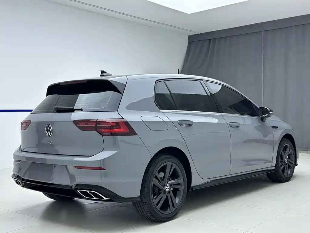 Volkswagen Golf 2022